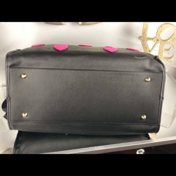 ❤️⚡️Betsy Johnson Heart Weekender Duffle Bag - Picture 6 of 8